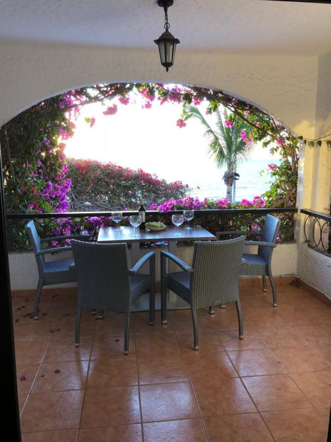 Casa Blanca - Sea View - First Line Apartamento *
